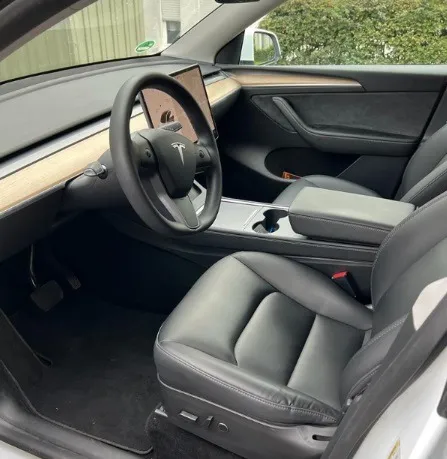 Tesla Model Y Maximum Range Image 8